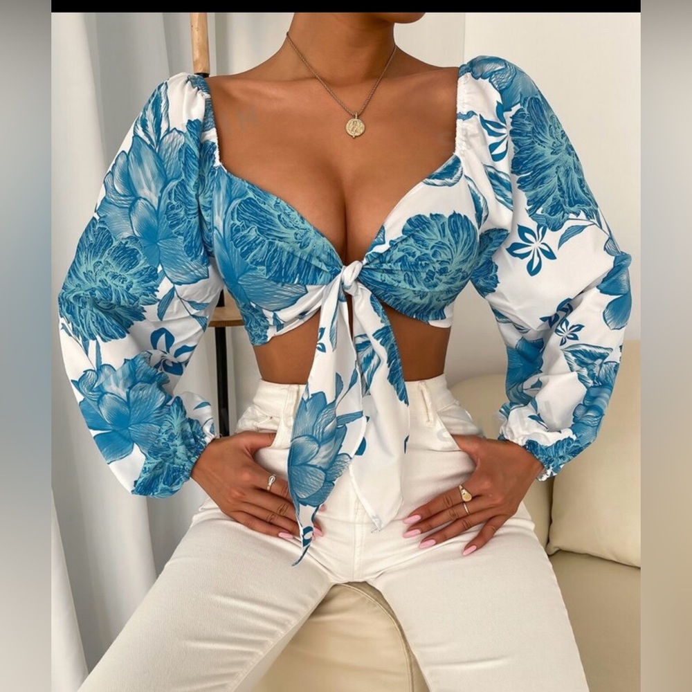 Privé Floral Print Tie Front Crop Top